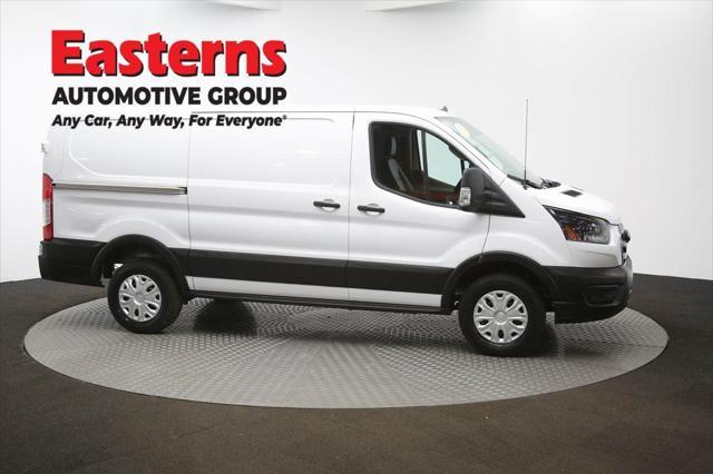Photo of 2023 OXFORD WHITE Ford Transit-350