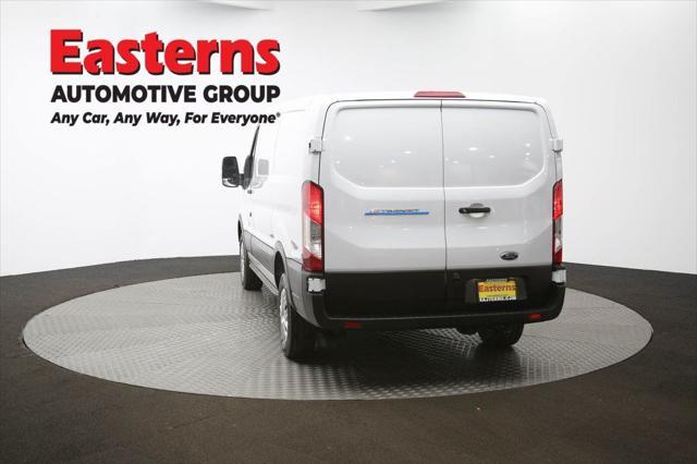 Photo of 2023 OXFORD WHITE Ford Transit-350
