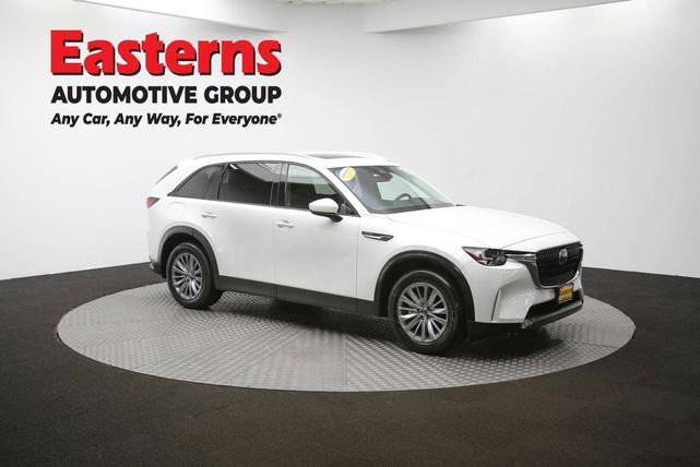 Photo of 2024 Rhodium White Premium Mazda CX-90 PHEV
