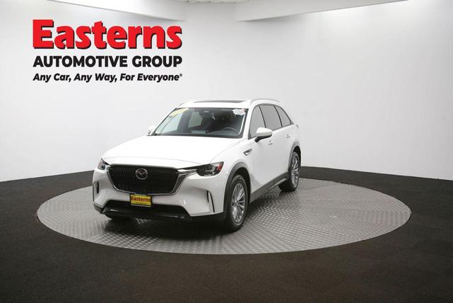 Photo of 2024 Rhodium White Premium Mazda CX-90 PHEV