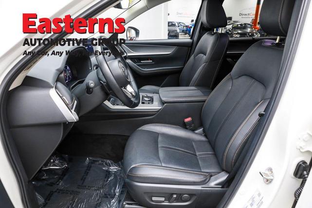 Photo of 2024 Rhodium White Premium Mazda CX-90 PHEV