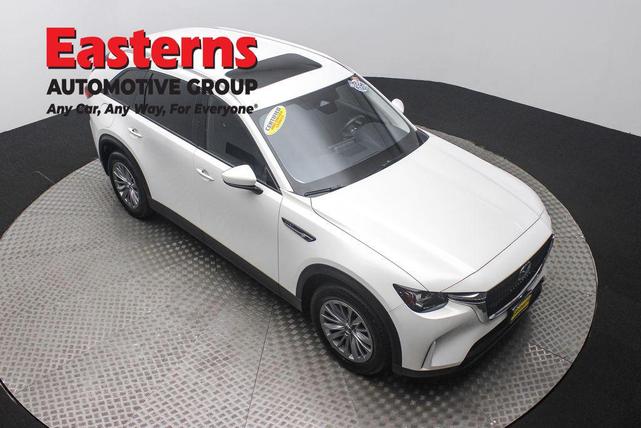 Photo of 2024 Rhodium White Premium Mazda CX-90 PHEV