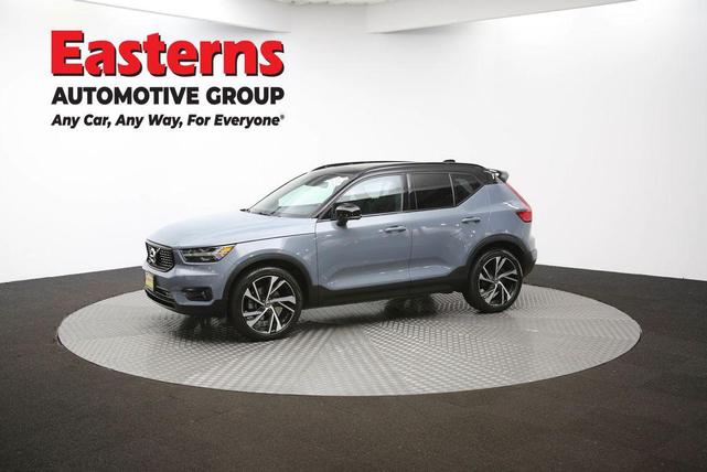 Photo of 2021 Thunder Grey Metallic Volvo XC40