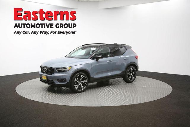 Photo of 2021 Thunder Grey Metallic Volvo XC40