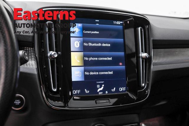 Photo of 2021 Thunder Grey Metallic Volvo XC40