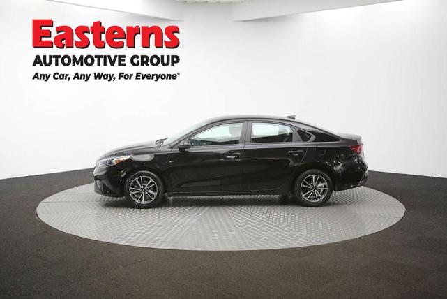 Photo of 2022 Aurora Black Kia Forte