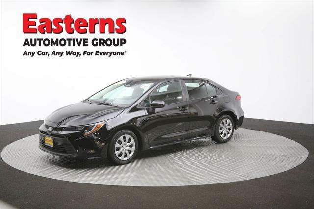 Photo of 2025 Midnight Black Metallic Toyota Corolla