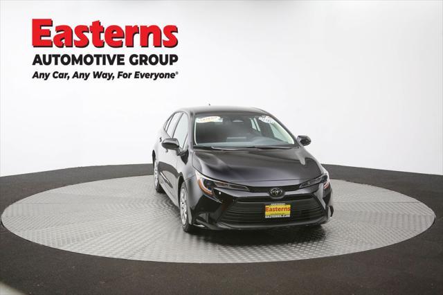 Photo of 2025 Midnight Black Metallic Toyota Corolla