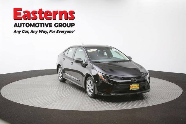 Photo of 2025 Midnight Black Metallic Toyota Corolla