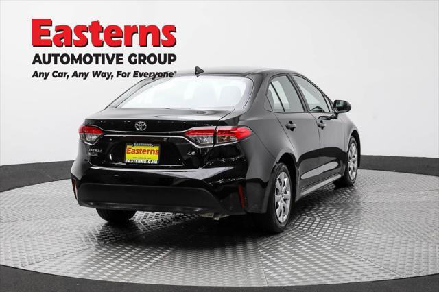 Photo of 2025 Midnight Black Metallic Toyota Corolla