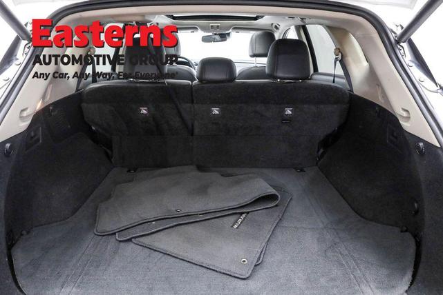 Photo of 2023 Pearl White Tricoat Nissan Murano