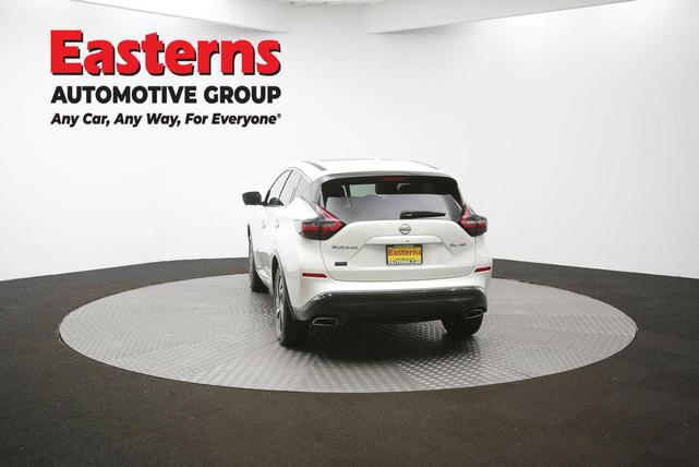 Photo of 2023 Pearl White Tricoat Nissan Murano