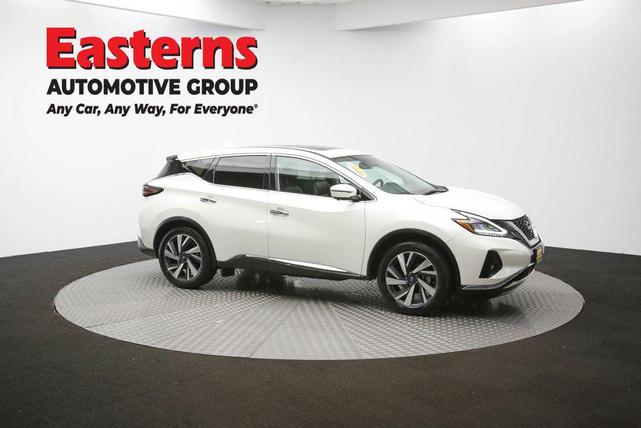 Photo of 2023 Pearl White Tricoat Nissan Murano