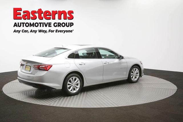 Photo of 2022 Silver Ice Metallic Chevrolet Malibu