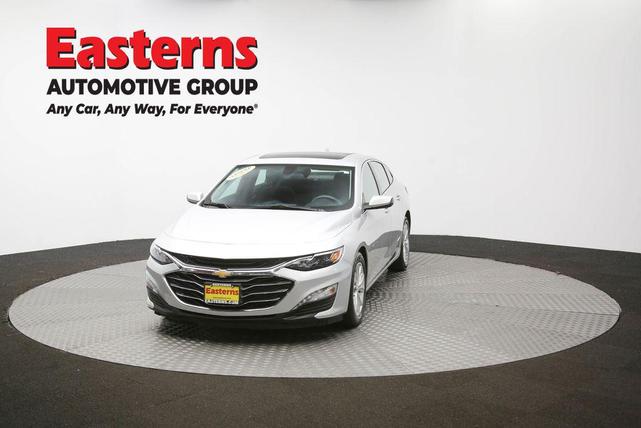 Photo of 2022 Silver Ice Metallic Chevrolet Malibu