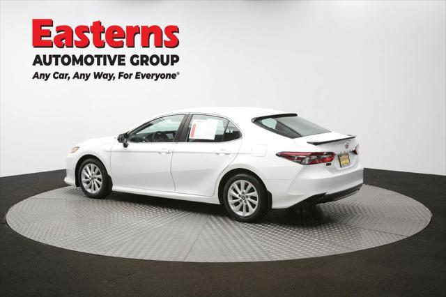 Photo of 2022 White Toyota Camry