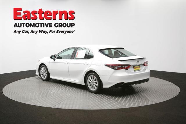 Photo of 2022 White Toyota Camry
