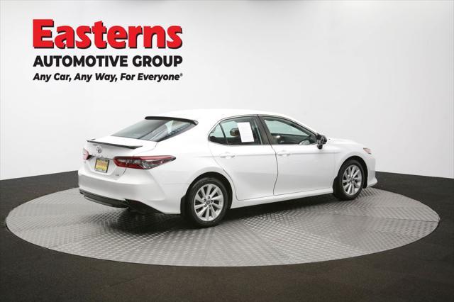 Photo of 2022 White Toyota Camry