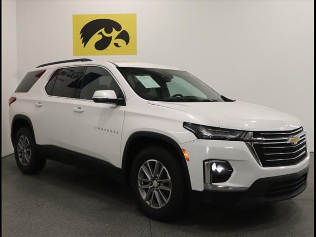Photo of 2023 White Chevrolet Traverse