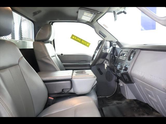 Photo of 2014 White Ford F-450