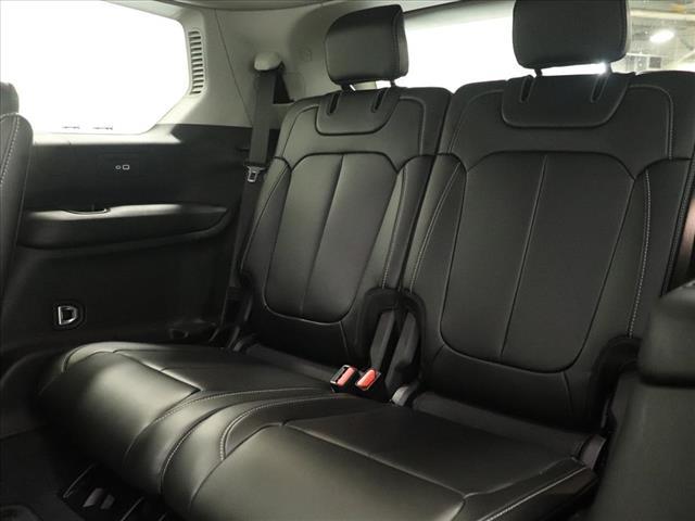 Photo of 2021 Gray Jeep Grand Cherokee L
