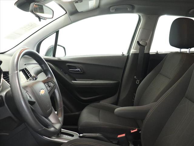 Photo of 2019 Gray Chevrolet Trax