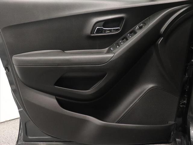 Photo of 2019 Gray Chevrolet Trax