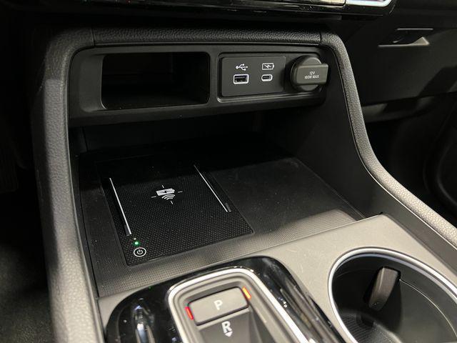 Photo of 2025 Radiant Red Metallic II Honda Pilot