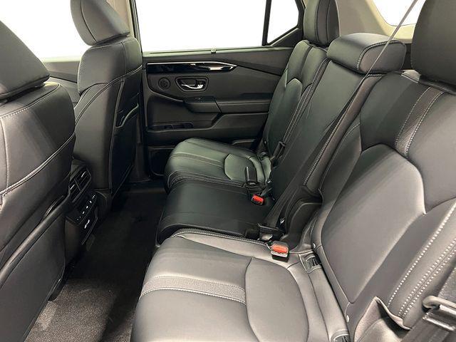 Photo of 2025 Radiant Red Metallic II Honda Pilot