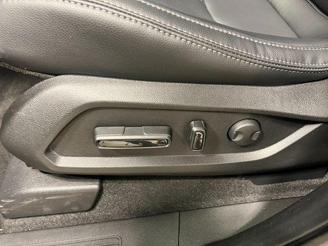 Photo of 2025 Radiant Red Metallic II Honda Pilot