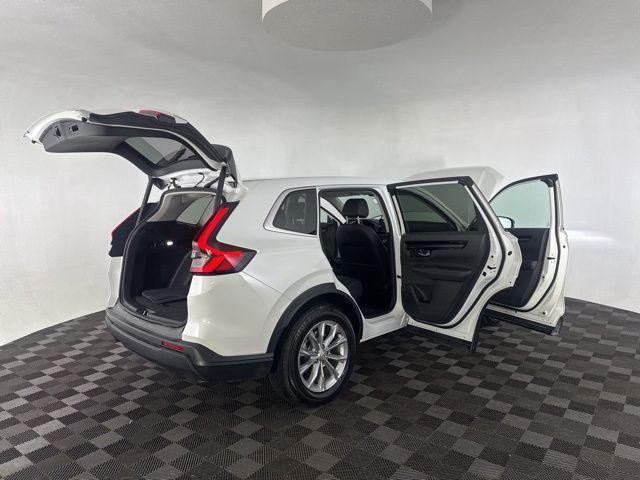 Photo of 2025 Platinum White Pearl Honda CR-V