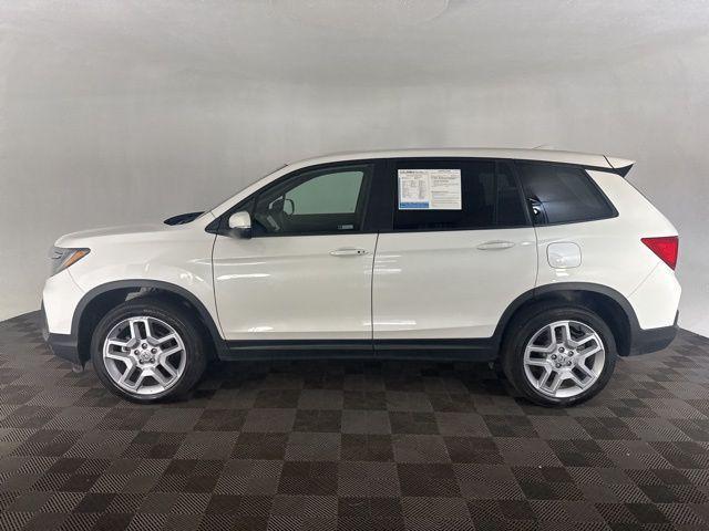 Photo of 2024 Platinum White Pearl Honda Passport