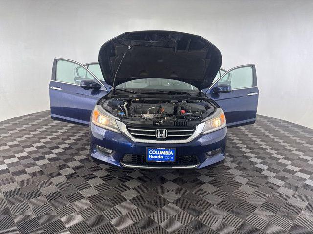 Photo of 2014 Obsidian Blue Pearl Honda Accord
