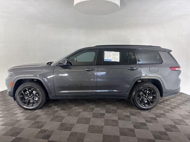 Photo of 2024 Baltic Gray Metallic Clearcoat Jeep Grand Cherokee L