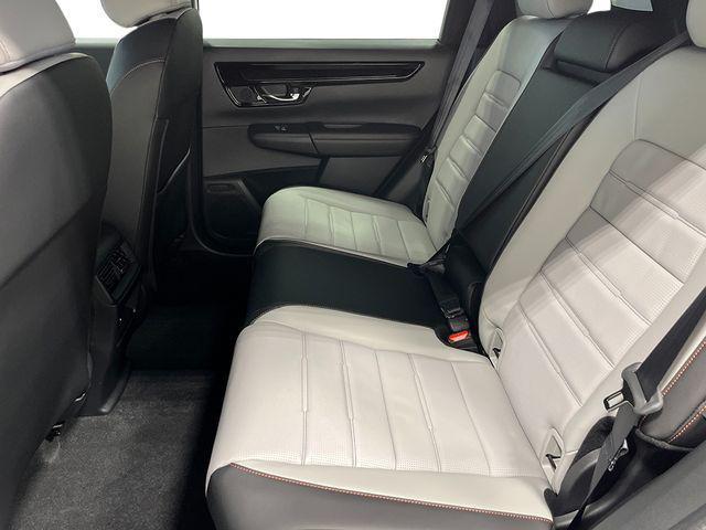 Photo of 2026 Platinum White Pearl Honda CR-V Hybrid