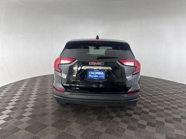 Photo of 2024 Ebony Twilight Metallic GMC Terrain