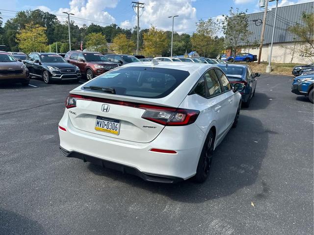 Photo of 2025 Platinum White Pearl Honda Civic