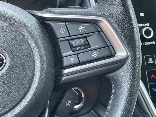 Photo of 2023 Ice Silver Metallic Subaru Outback