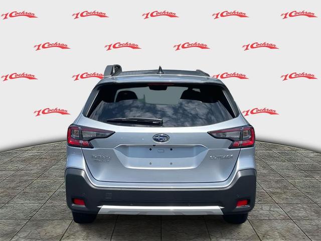 Photo of 2023 Ice Silver Metallic Subaru Outback