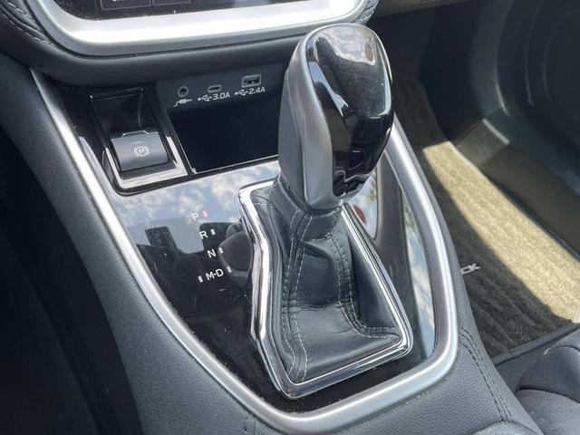 Photo of 2023 Ice Silver Metallic Subaru Outback