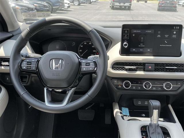 Photo of 2026 Solar Silver Metallic Honda HR-V