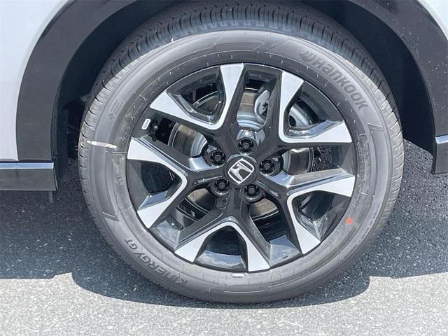 Photo of 2026 Solar Silver Metallic Honda HR-V