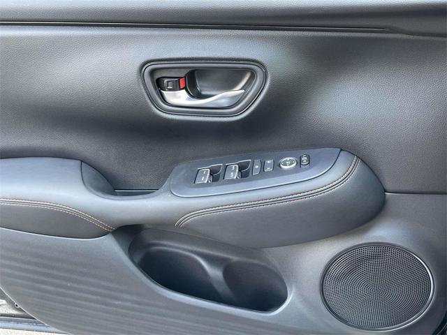 Photo of 2026 Crystal Black Pearl Honda HR-V