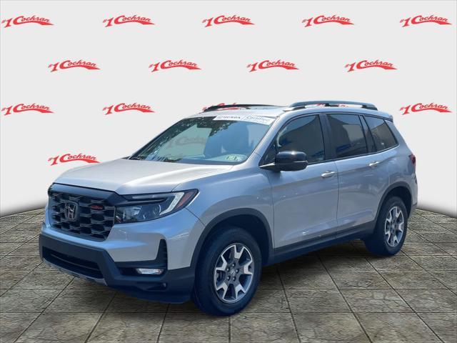 Photo of 2022 Lunar Silver Metallic Honda Passport