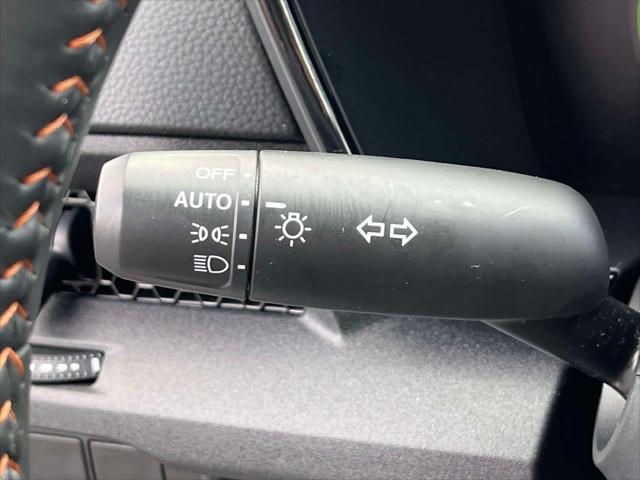 Photo of 2024 Lunar Silver Metallic Honda CR-V Hybrid