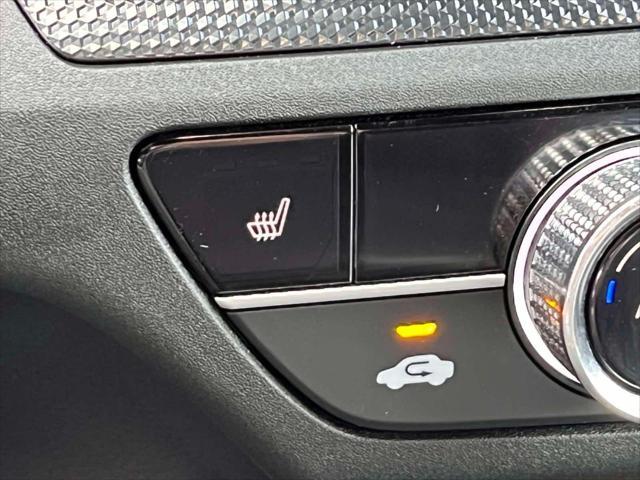 Photo of 2024 Lunar Silver Metallic Honda CR-V Hybrid
