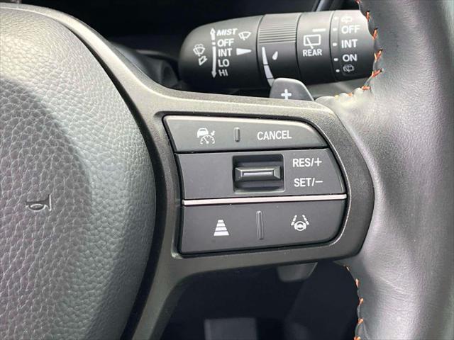 Photo of 2024 Lunar Silver Metallic Honda CR-V Hybrid