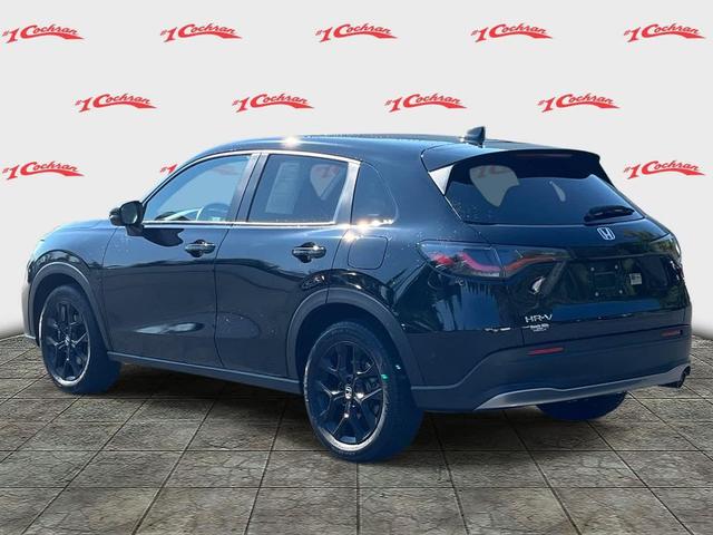 Photo of 2024 Crystal Black Pearl Honda HR-V