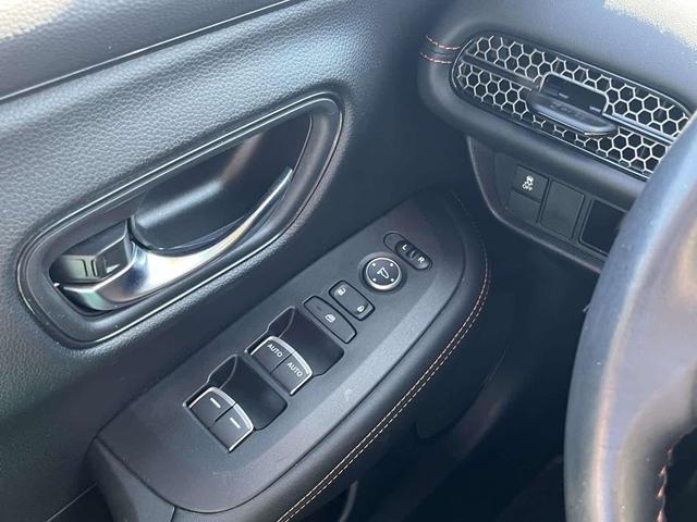 Photo of 2024 Crystal Black Pearl Honda HR-V