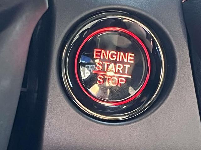 Photo of 2024 Crystal Black Pearl Honda HR-V